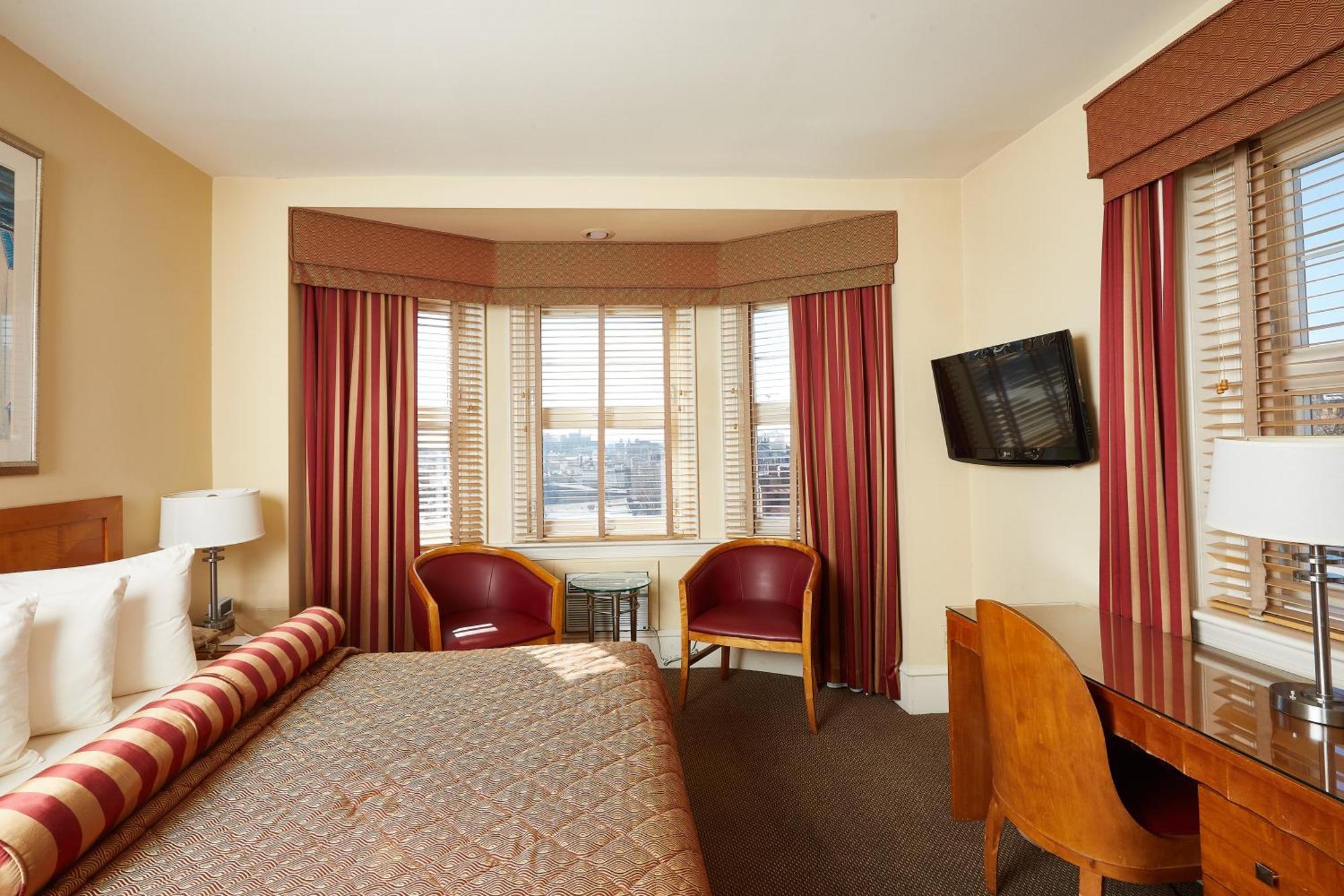 Hotel Alexander 3*