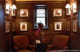 Alexander Hotel 3*